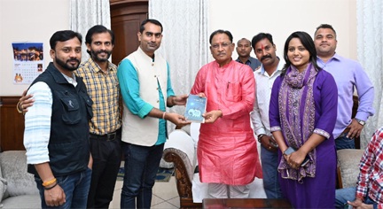 *रायपुर,मुख्यमंत्री से रायपुर प्रेस क्लब के नवनिर्वाचित पदाधिकारियों ने की सौजन्य मुलाकात*
