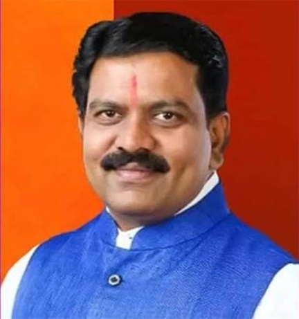 *छत्तीसगढ़ हाई कोर्ट ने पूछा-वर्तमान में कितने एमपी व एमएलए के खिलाफ दर्ज है मामला*