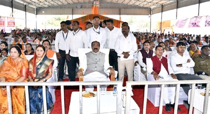 *उप मुख्यमंत्री श्री अरुण साव प्रधानमंत्री के ‘विकसित भारत विकसित छत्तीसगढ़’ कार्यक्रम में वर्चुअली शामिल हुए*