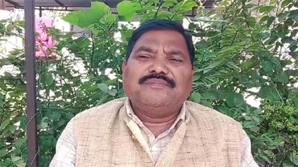 *36 वर्षों से कर रहे हैं कुष्ठ रोगियों की मदद*