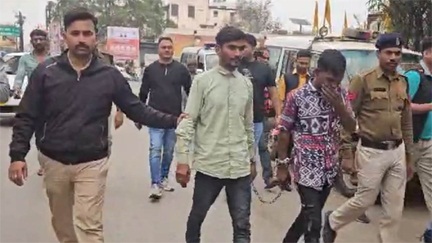 *युवक का किडनैप कर अवैध वसूली करने वाले बदमाशों का पुलिस ने निकाला जुलूस*