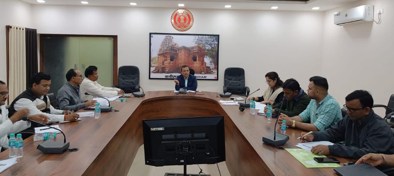 *कवर्धा,पहुंच विहीन क्षेत्रों में बेहतर स्वास्थ्य सुविधाएं उपलब्धता सुनिश्चित करें – कलेक्टर,सियासत दर्पण न्यूज़ से दुखहरण सिंह ठाकुर की रिपोर्ट*