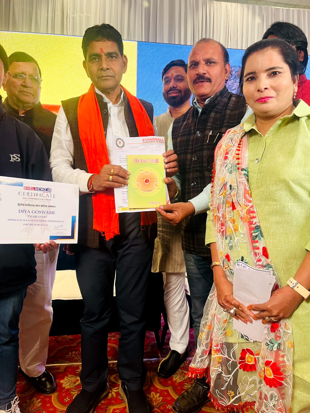 *स्टैण्ड बॉल फेडरेशन ऑफ इंडिया ने माननीय खेल मंत्री टंक राम वर्मा जी को ज्ञापन सौपा,सियासत दर्पण न्यूज़ से डॉ, शाजिया अली खान की रिपोर्ट*