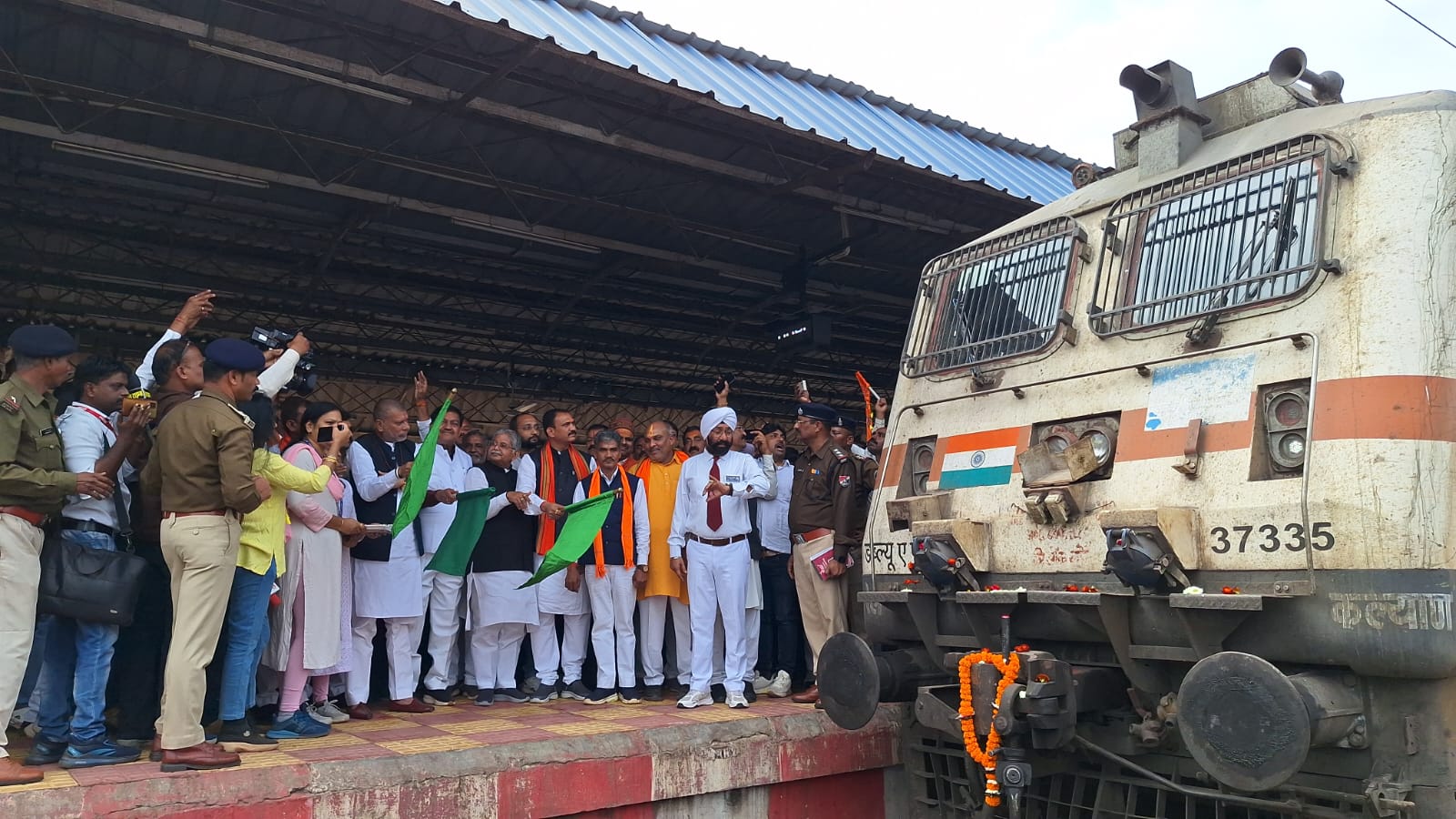 *दुर्ग,,अयोध्या के लिए आस्था स्पेशल ट्रेन से 1340 श्रद्धालु हुए रवाना,सैफिया क़ुरैशी की रिपोर्ट*