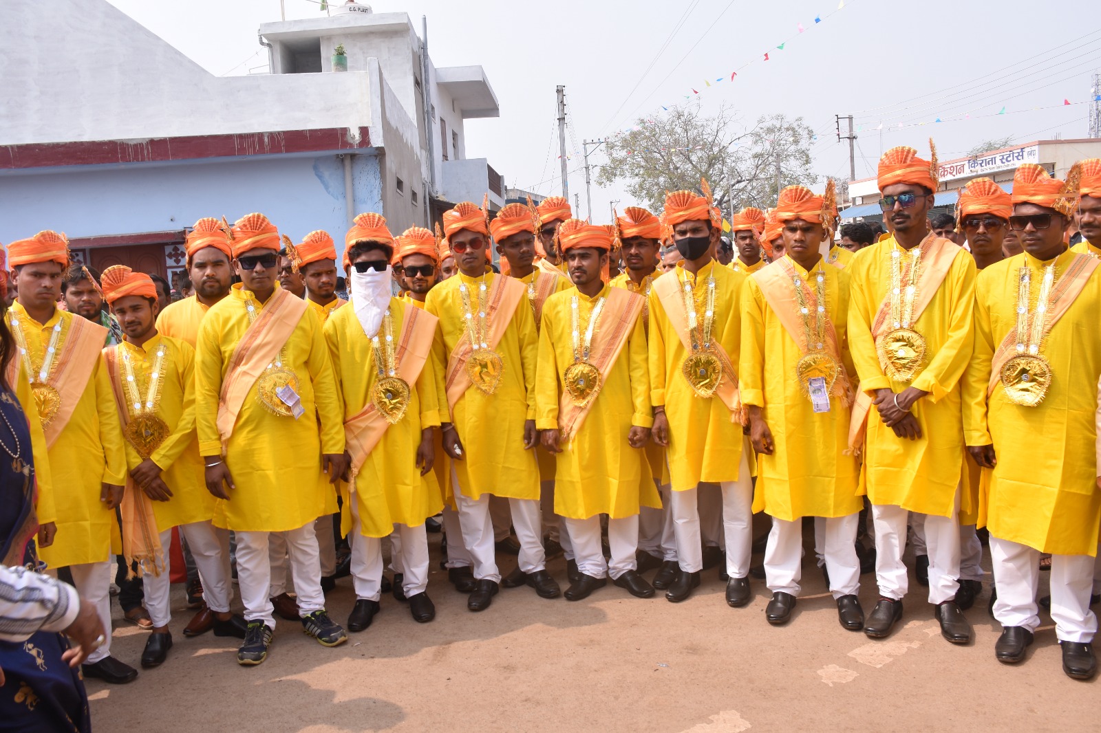 *दुर्ग,55 जोड़ो का हुआ विवाह,विवाहित कन्याओं को 21 हजार रुपए का चेक एवं गृहस्थ जीवन हेतु दिए गए उपहार*