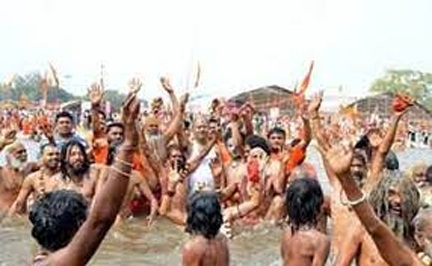 *महाशिवरात्रि पर पुण्य स्नान के साथ होगा राजिम कुंभ का समापन*