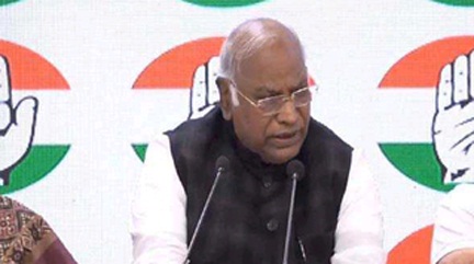 *विपक्षी दल के बैंक खाते सील करना मोदी-शाह की आपराधिक कार्रवाई : कांग्रेस*