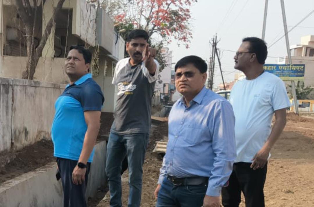 *बिल्डिंग मटेरियल सड़क पर डाला तो निगम प्रशासन करेगा जुर्माना:*
