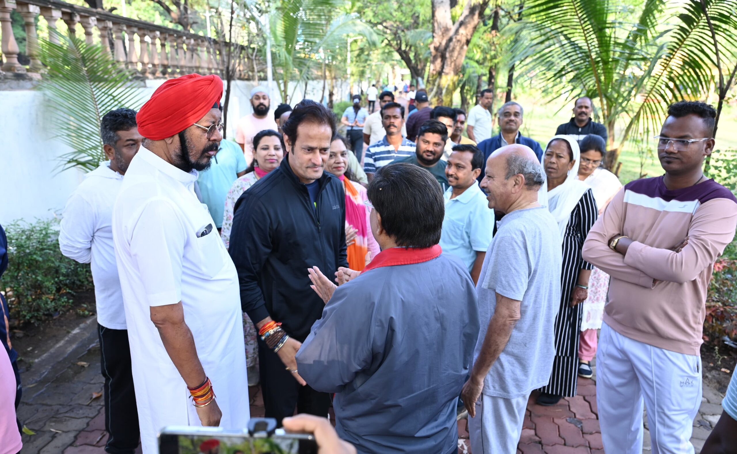 *रायपुर,लोकसभा प्रत्याशी विकास उपाध्याय पहुँचे सुबह सुबह रायपुर उत्तर विधानसभा स्थित ऑक्सीजोन पार्क,सियासत दर्पण न्यूज़ की खबर…………