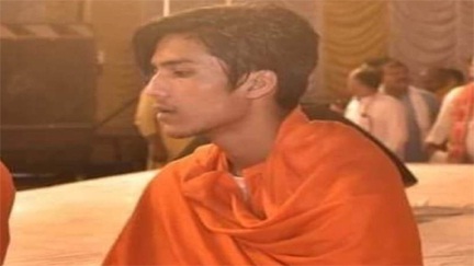 *धीरेंद्र शास्त्री के भाई शालिगराम गर्ग ने की टोल प्लाजा कर्मियों से मारपीट*