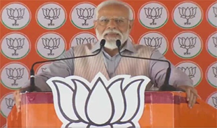 *विपक्ष सत्ता का भूखा, कांग्रेस के घोषणा पत्र पर मुस्लिम लीग की छाप : मोदी*