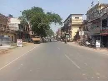 *यूपी में गर्मी के तेवर तल्ख, सड़कों पर पसरा सन्नाटा*