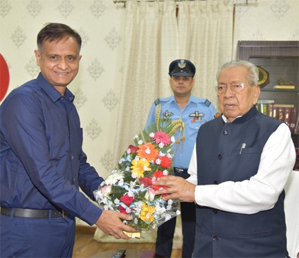 *राज्यपाल हरिचंदन से एम्स के सीईओ ने सौजन्य मुलाकात की*