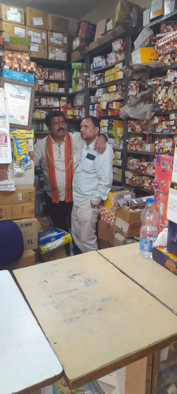 *कवर्धा,उपमुख्यमंत्री शर्मा को कोर्ट से दोषमुक्त होने के बाद सबसे पहले याद आया बालसखा , मिलकर कि खूब बाते बांटे सुखदुख,,दुखहरण सिंह ठाकुर की ख़ास रिपोर्ट*