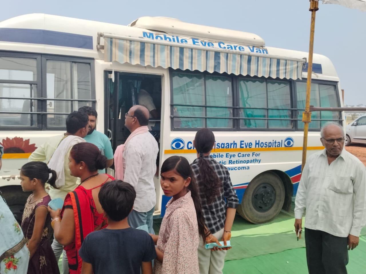 *रायपुर,बाबा साहब अम्बेडकर की जयंती पर सर्व आस्था मंच ने लगाया अफशा मस्जिद भटगांव में नेत्र जांच शिविर,सियासत दर्पण न्यूज की खबर*