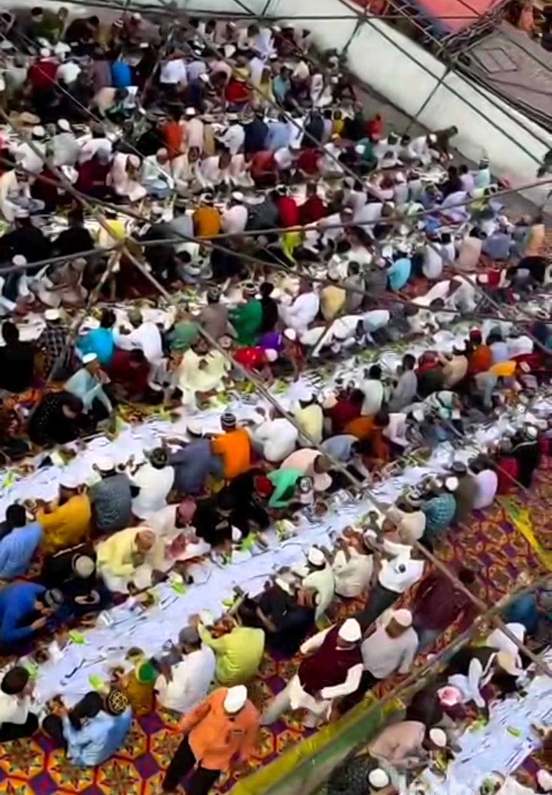 *रायपुर,हज़रत सैय्यद शेर अली आगा बाबा साहब की दरगाह में रोजा इफ्तार आज,व युवा शाखा राष्ट्रीय हुसैनी सेना का रोजा इफ्तार 7 अप्रेल को*