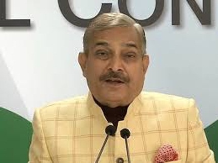 *केन्द्र में गठबंधन की सरकार बनेगी: प्रमोद तिवारी*