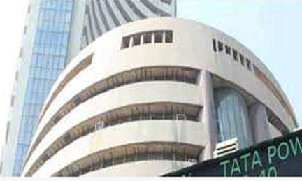 *चौतरफा मुनाफावसूली से गिरा बाजार*