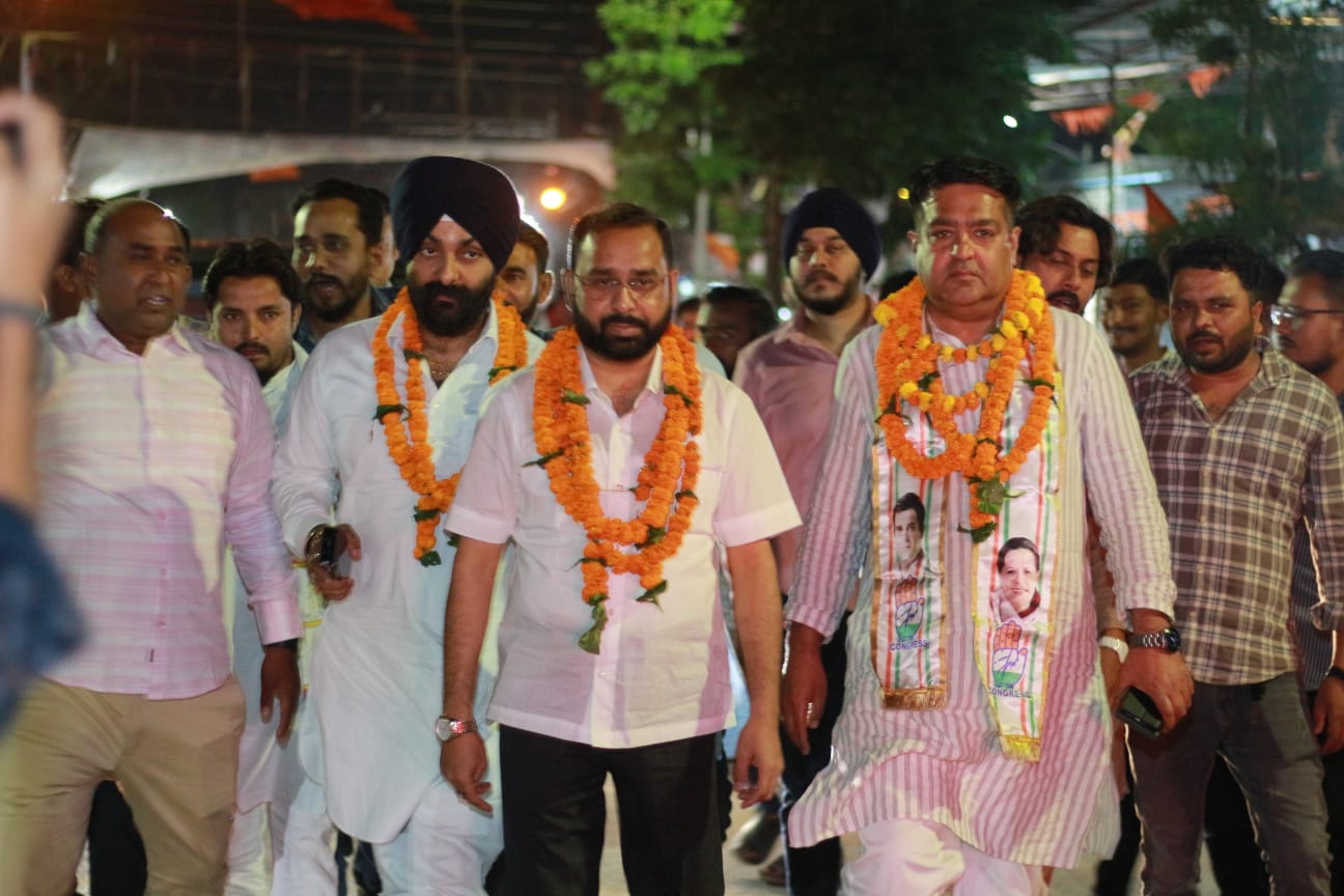 *छत्तीसगढ़ कांग्रेस कमेटी अल्पसंख्यक विभाग के प्रभारी मोहम्मद गुलाब सह प्रभारी रंजीत बेदी एवं प्रदेश अध्यक्ष अमीन मेमन का बिलासपुर दौरा*
