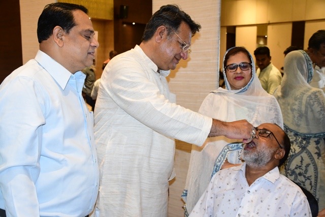 *रायपुर,हज्जे बैतुल्लाह जाने वाले जायरीनों का हुआ टीकाकरण, सियासत दर्पण न्यूज़ रिपोर्ट*