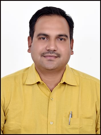 *सहायक जनसंपर्क अधिकारी गुलाब डैडसेना के साथ सियासत दर्पण न्यूज़ कवर्धा जिला रिपोर्टर दुखहरण सिंह ठाकुर की विशेष चर्चा*