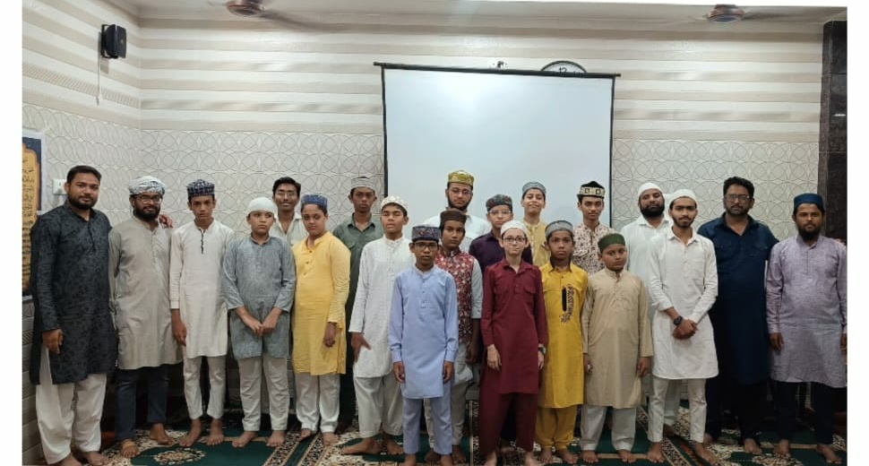 *रायपुर,अल फलाह टावर में समर कैंप का 6वा दिन,ऐम ऑफ लाइफ टॉपिक पर बच्चों को मोटिवेट किया*