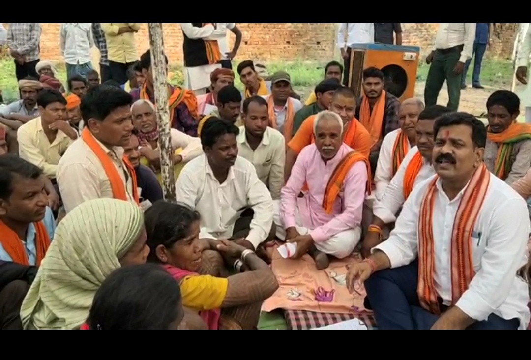 *कवर्धा,आचार सहिंता का मर्यादा है,छोटे मोटे काम के लिए भटकना न पड़े इसके लिए काम करेंगे* – *विजय शर्मा,,सियासत दर्पण न्यूज़ कवर्धा से दुखहरण सिंह ठाकुर की रिपोर्ट*