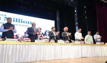 *अनर्गल बातों से निपटने के लिये मजबूत व्यवस्था की जरूरत हैः राजीव कुमार*