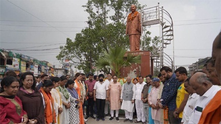 *कश्मीर को लेकर डा मुखर्जी ने दिया था नारा, दो विधान, दो निशान, दो प्रधान नहीं चलेगा*
