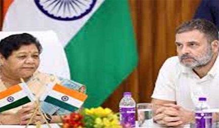 *मोदी को मणिपुर जाकर लोगों से करनी चाहिए शांति की अपील : राहुल*