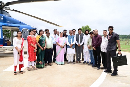 *मुख्यमंत्री विष्णु देव साय जी पहुंचे बगिया हेलीपेड*