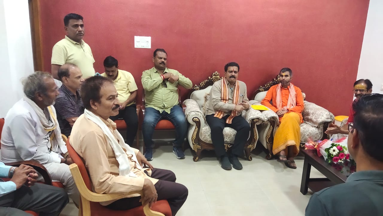 *कवर्धा,श्रावण मास में बोलबम पदयात्री एवं श्रद्धालुओं के लिए होगी सुगम व्यवस्था-उप मुख्यमंत्री विजय शर्मा,दुखहरण सिंह ठाकुर की रिपोर्ट*