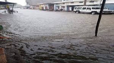 *जलभराव की समस्या है तो इन्हें लगाएं फोन, तत्काल पहुंचेगी मदद*