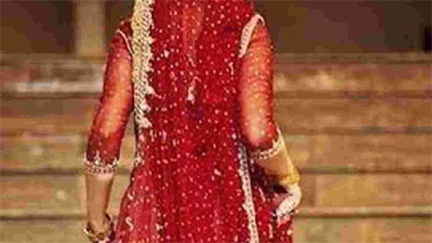 *रायपुर,नवविवाहिता ने पति पर किया जानलेवा हमला*