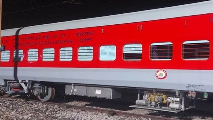 *लखनऊ-रायपुर गरीब रथ में यात्रियों को मिलेगी एलएचबी कोच की सुविधा*