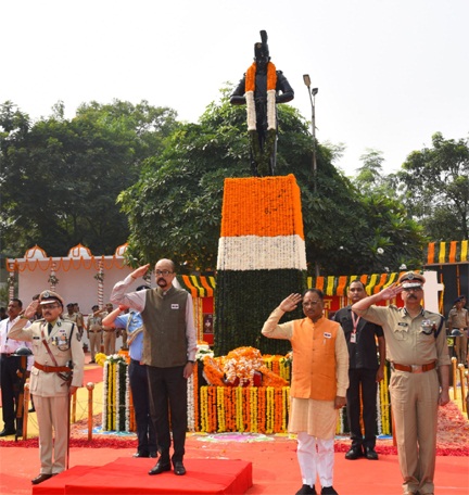 * पुलिसकर्मियों के प्रति रखें मानवीय दृष्टिकोण – श्री रमेन डेका*