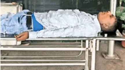 *लापरवाही की हद! जनशताब्दी एक्सप्रेस में युवक की हार्ट अटैक से मौत, तीन घंटे तक स्टेशन पर पड़ा रहा शव*