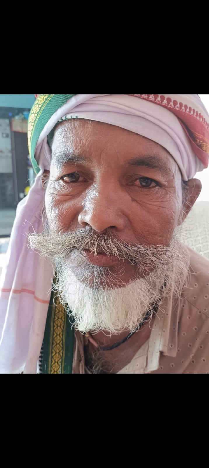 *डंडे से पीट पीटकर कर सफाईकर्मी की क्यों कर दी हत्या,,जाने पूरी खबर,पढ़ते रहे सियासत दर्पण न्यूज़ से दुखहरण सिंह ठाकुर की रिपोर्ट*