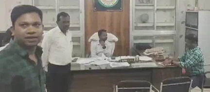 *25 हजार का रिश्वत लेते तहसील कार्यालय का बाबू गिरफ्तार*