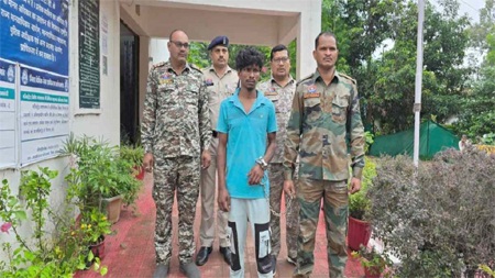 *लव ट्रायंगल में दोस्त की हत्या, आरोपी गिरफ्तार*