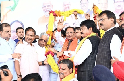 *जापान और दक्षिण कोरिया के सफल विदेश दौरे से वापस लौटे मुख्यमंत्री*