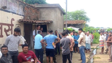 *रायगढ़ में बड़ा हत्याकांड, परिवार के 4 लोगों को मारकर लाशों को खाद के गड्ढे में गाड़ा*