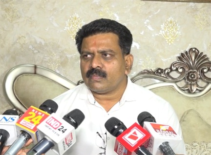 *’सरेंडर नक्सलियों का लाल-कार्पेट बिछाकर स्वागत करेगी सरकार’*