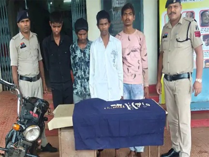 *रायपुर में कपड़े और ज्वेलरी दुकान में चोरी*