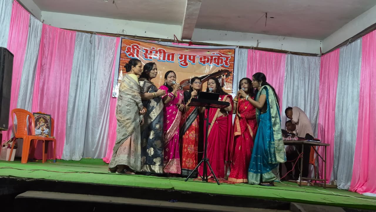 *कांकेर,श्री श्री संगम दुर्गोत्सव समिति के प्रांगण में श्री संगीत ग्रुप का भव्य कार्यक्रम सम्पन्न,30 सितंबर को भी रंगारंग कार्यक्रम प्रस्तुत किया जाएगा।,गणेश तिवारी की रिपोर्ट*