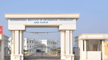 *रायपुर,,AI की मदद से बनाई 36 छात्राओं की अश्लील तस्वीरें*