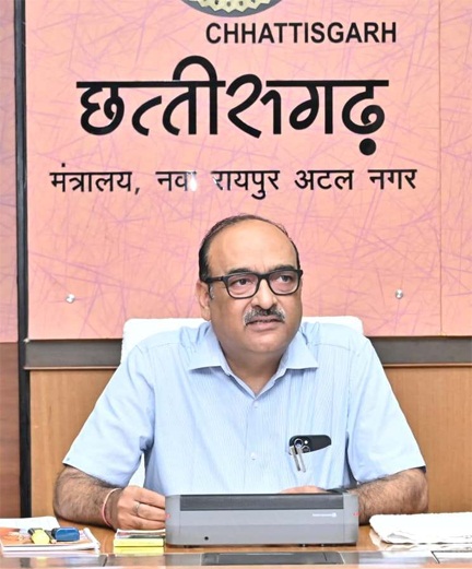*रायपुर,,मुख्यमंत्री के निर्देशों पर त्वरित अमल सुनिश्चित करें: मुख्य सचिव  विकास शील*