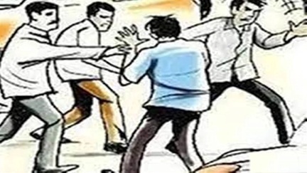 *चोरी करने के आरोप में किशोर के साथ मारपीट*