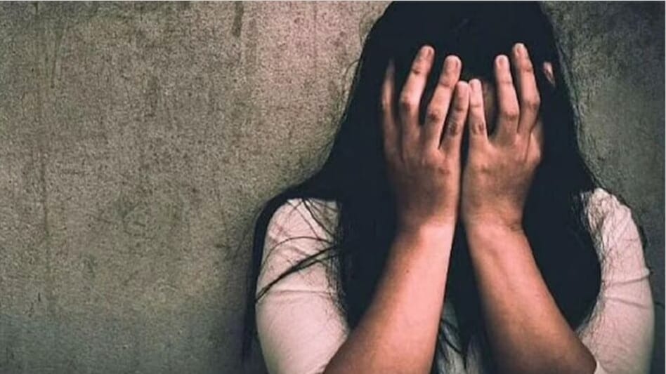 *कॉलेज छात्रा से दुष्कर्म,पीड़िता की शिकायत पर आरोपी गिरफ्तार*