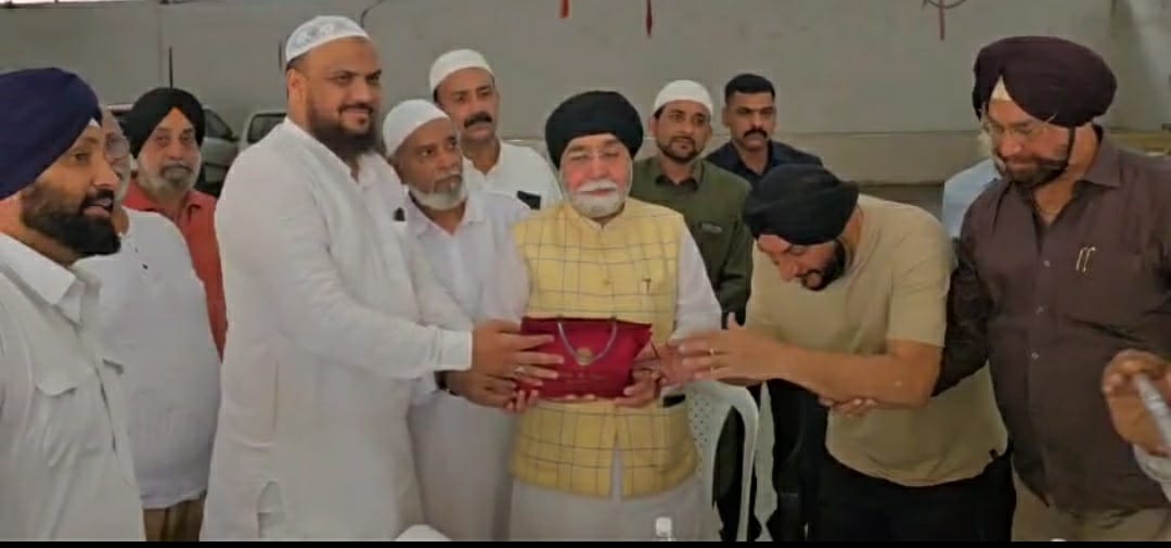 *रायपुर,, छत्तीसगढ़ मुतवल्ली काउंसलिंग रायपुर ने सिख समाज को 05 लाख रुपए की सहायता राशि सौंपी,,सियासत दर्पण न्यूज़*